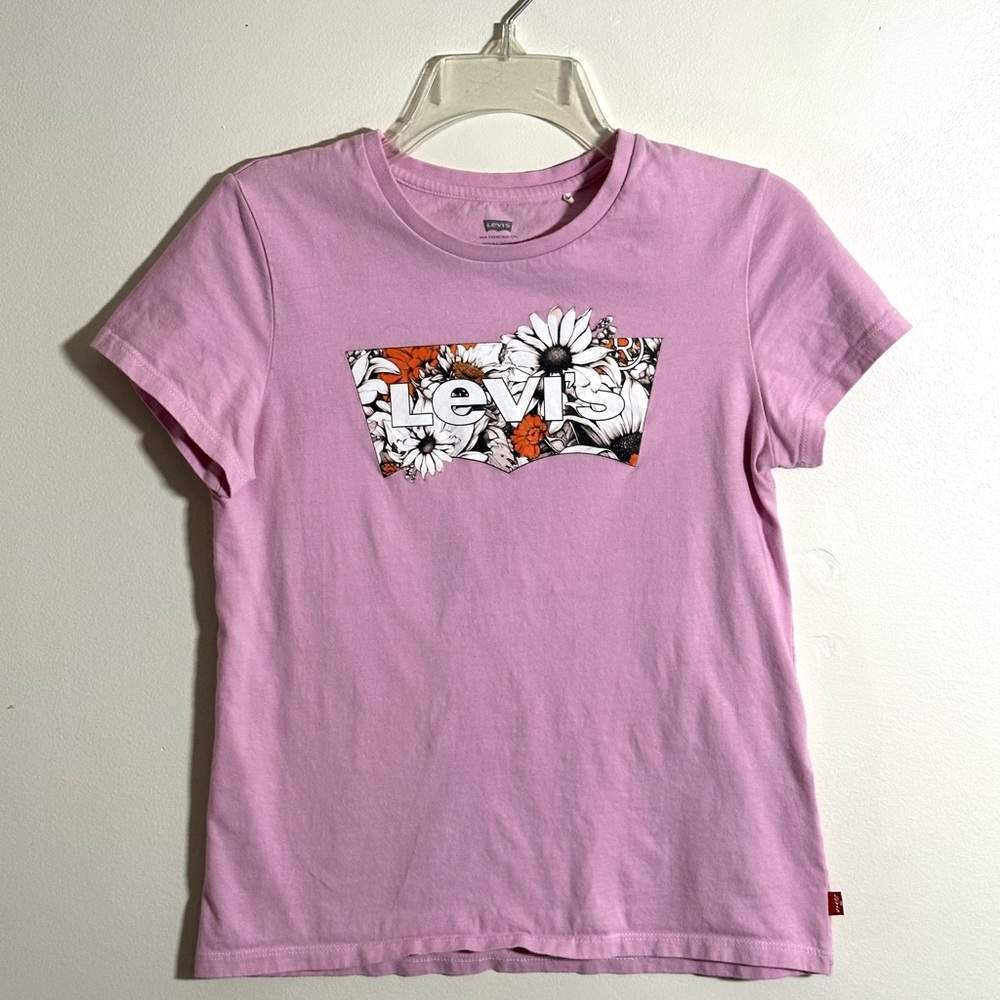 Levi's Pink Graphic T-Shirt
